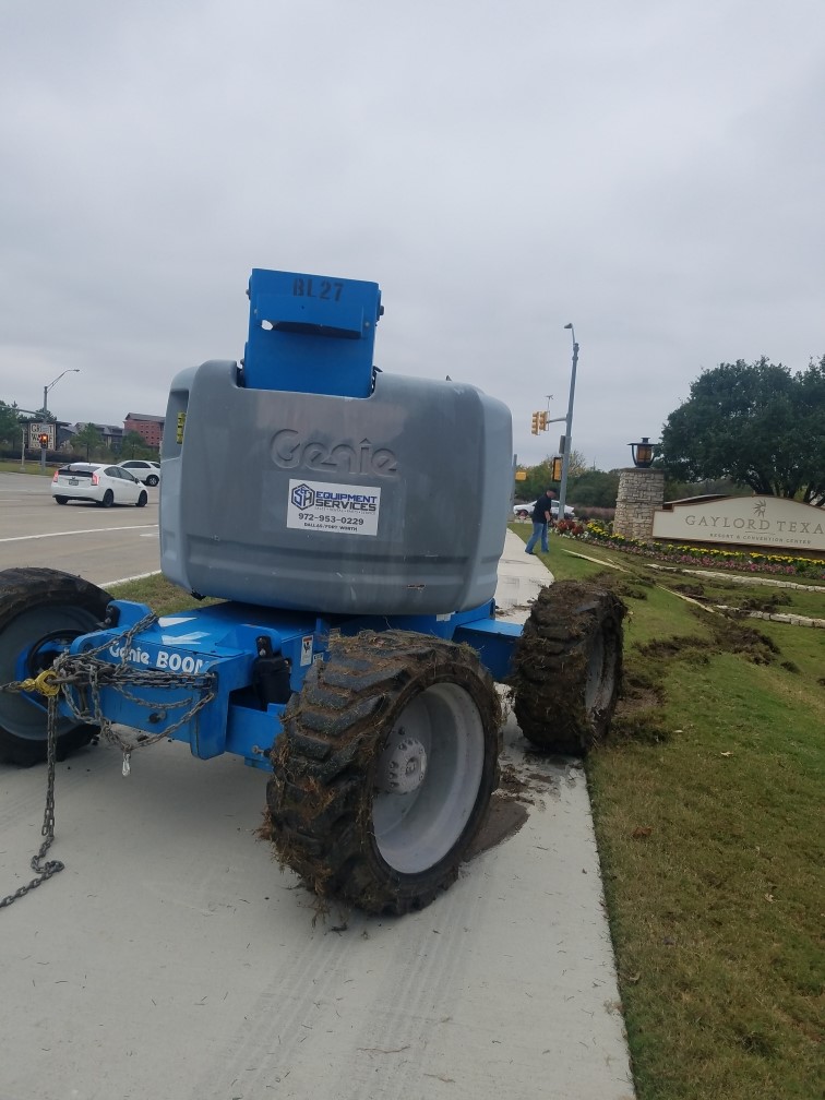Tractor Winchout in Grapevine, TX